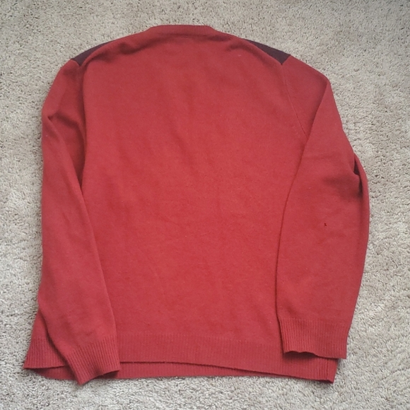 Express Sweater - Picture 2 of 9